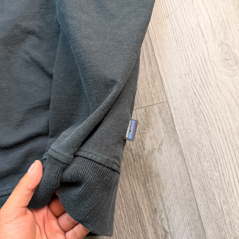 Patagonia Mens L Black Uprisal Crew Sweatshirt Recycled Regular Fit Logo - Picture 4 of 7